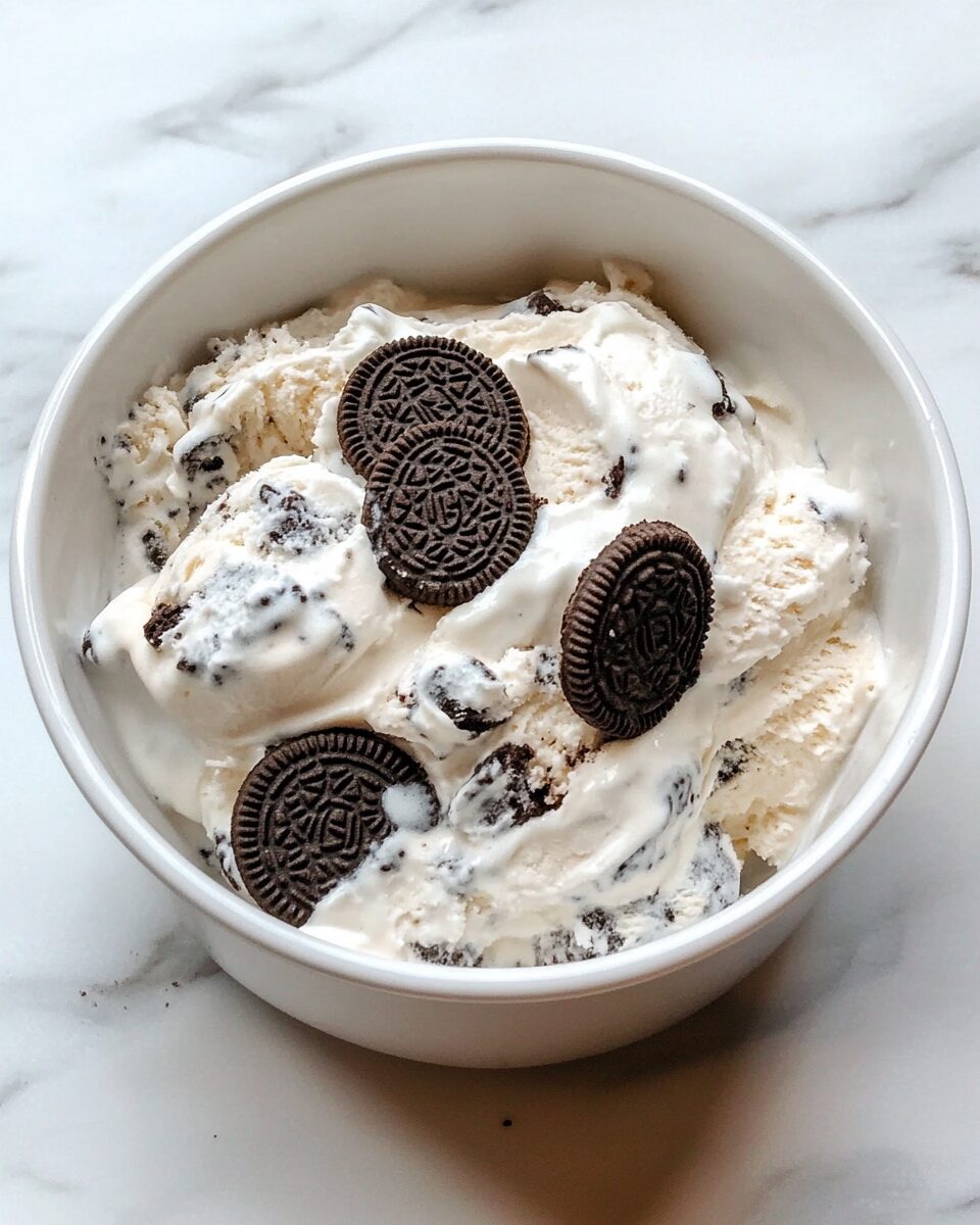 Creamy No-Churn Oreo Ice Cream