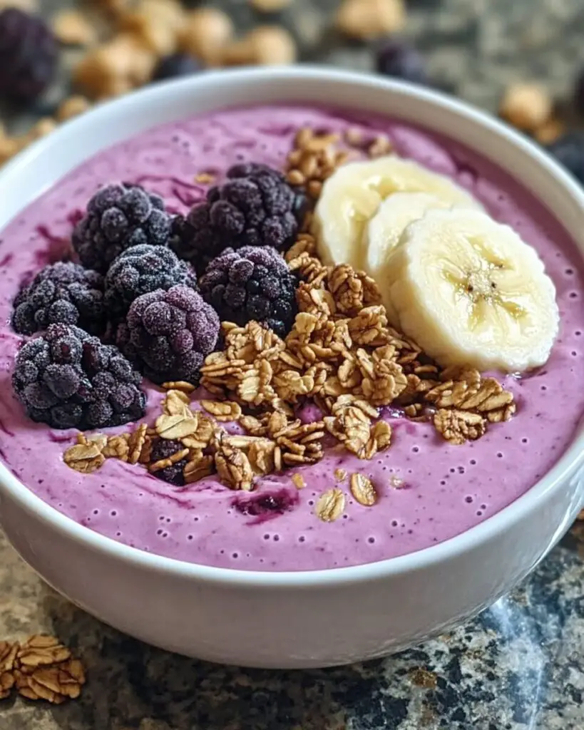 Creamy Mulberry Smoothie Bowl